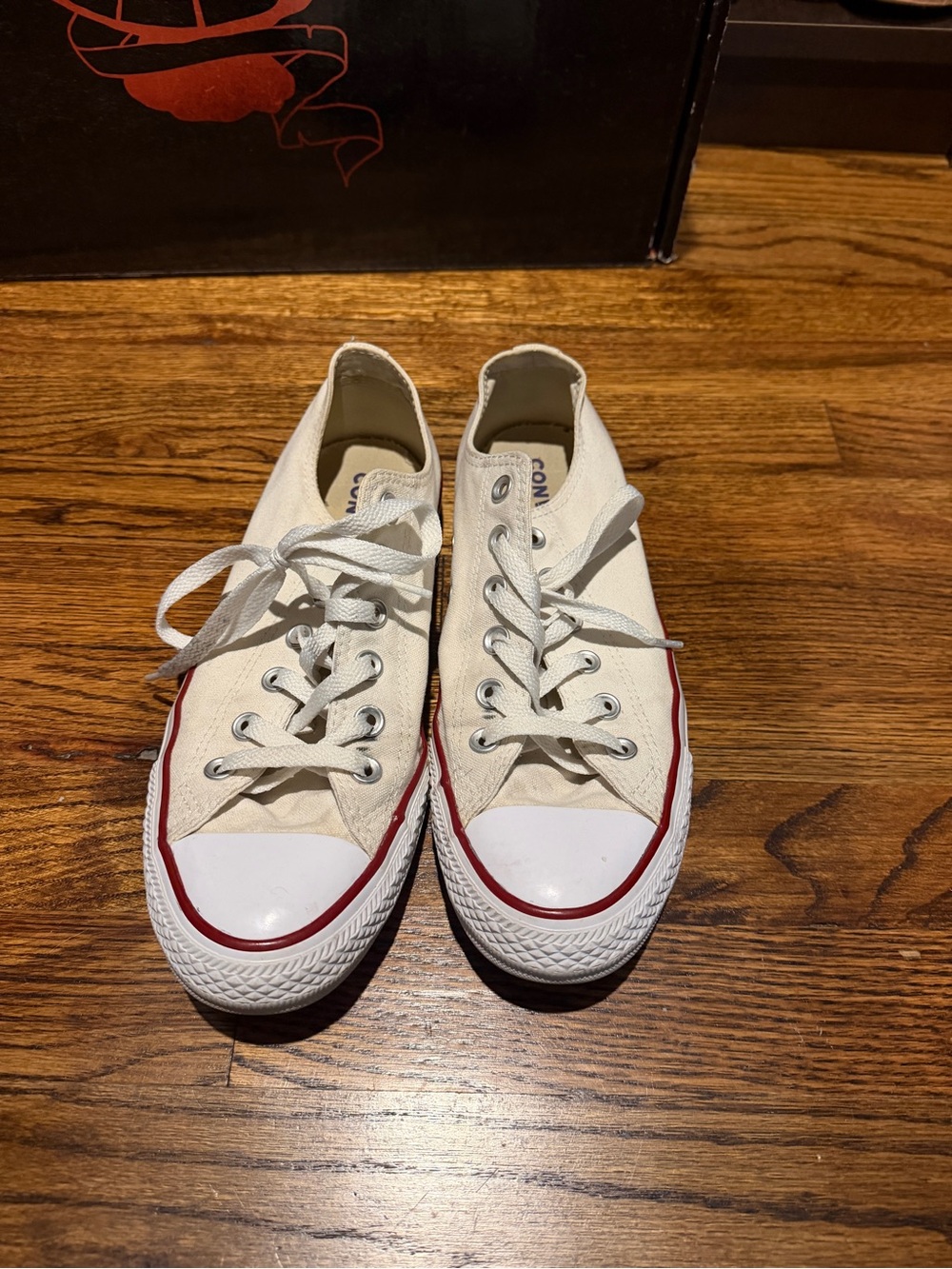 Classic converse White Low-Top Canvas Sneakers with Red Trim